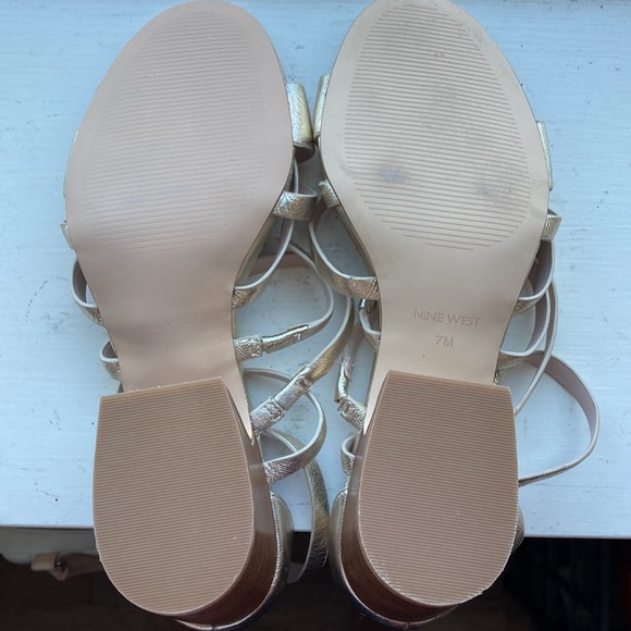 New Sz 7-Nine West Gladiator heels - Picture 2 of 3